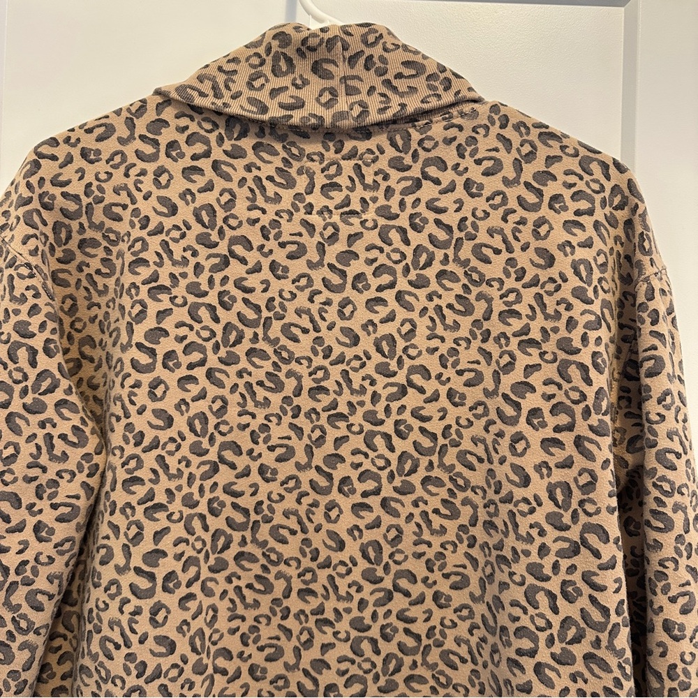Abercrombie & Fitch Leopard Print Sweater Cardigan Size Small Women’s - Picture 10 of 12